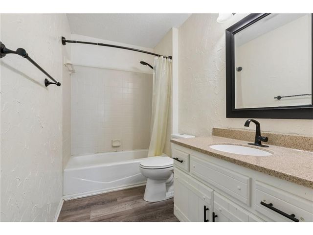 15345 41st Place N, Plymouth, MN 55446