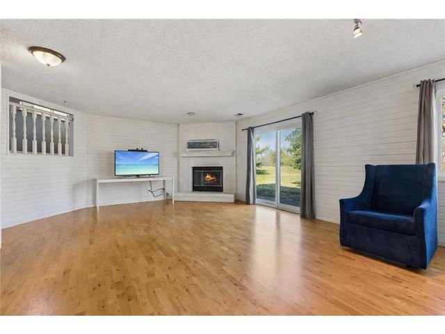 15345 41st Place N, Plymouth, MN 55446