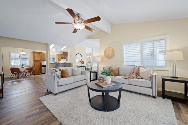 635 Via Santa Cruz, Vista, CA 92081