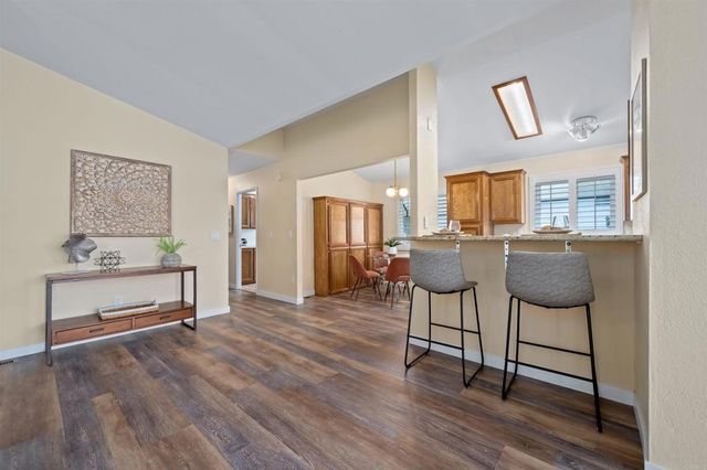 635 Via Santa Cruz, Vista, CA 92081