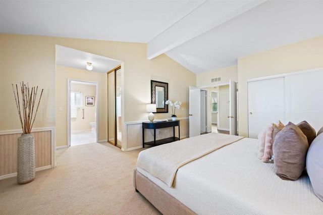 635 Via Santa Cruz, Vista, CA 92081