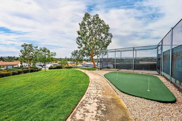 635 Via Santa Cruz, Vista, CA 92081