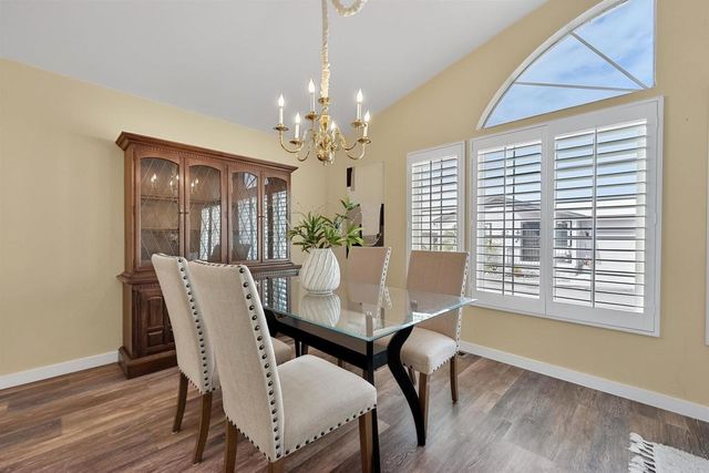 635 Via Santa Cruz, Vista, CA 92081