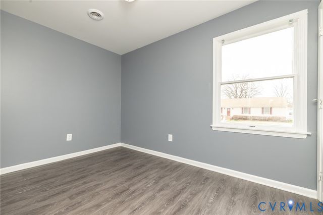 2601 Bent Oaks Dr, Colonial Heights, VA 23834