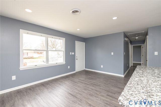 2601 Bent Oaks Dr, Colonial Heights, VA 23834