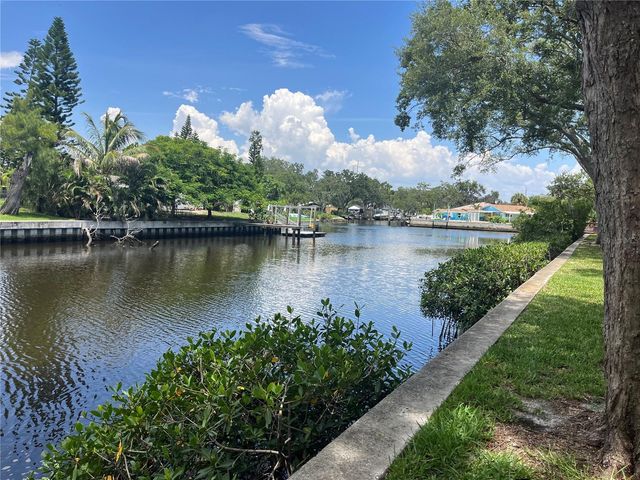 9105 TUDOR DRIVE F103, Tampa, FL 33615