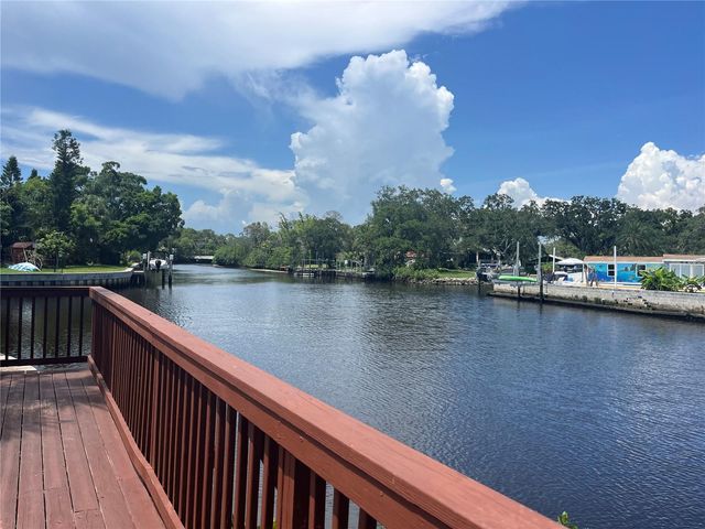 9105 TUDOR DRIVE F103, Tampa, FL 33615