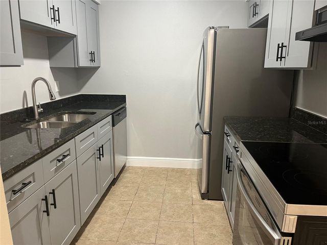 9105 TUDOR DRIVE F103, Tampa, FL 33615