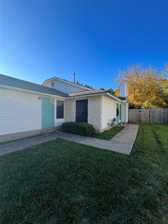 12306 Deer Falls DR B, Austin, TX 78729
