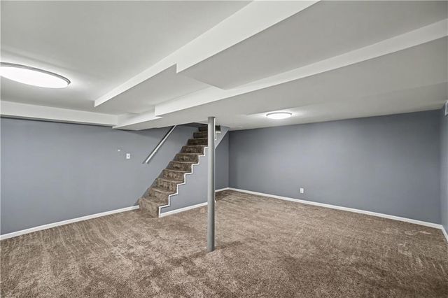2200 W 74th Terrace, Prairie Village, KS 66208