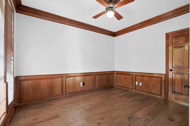 47 N Buck Ridge, The Woodlands, TX 77381