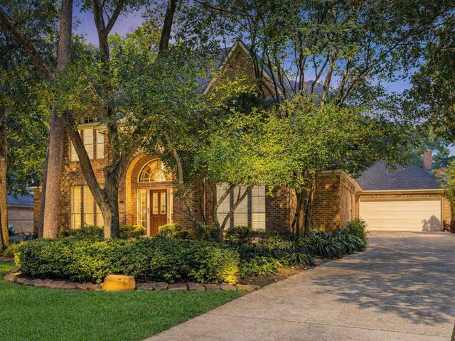 47 N Buck Ridge, The Woodlands, TX 77381