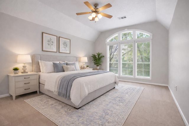 47 N Buck Ridge, The Woodlands, TX 77381