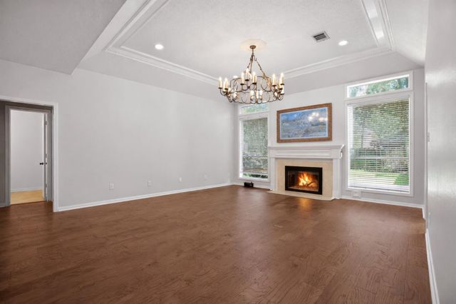 47 N Buck Ridge, The Woodlands, TX 77381