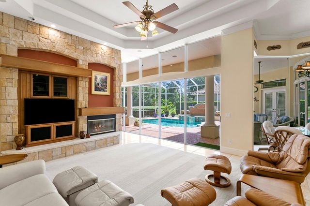 2997 KENSINGTON TRACE, Tarpon Springs, FL 34688