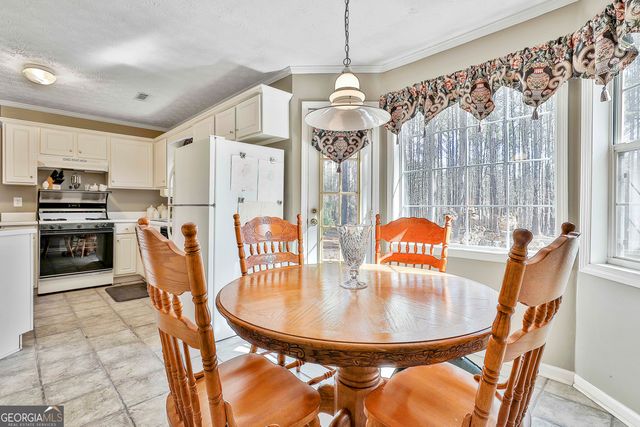 809 Lora Smith Road, Newnan, GA 30265