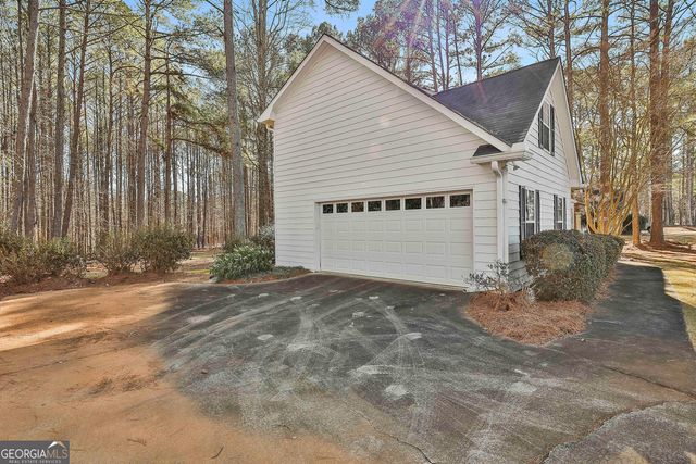 809 Lora Smith Road, Newnan, GA 30265
