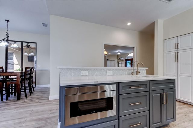 17015 WINNERS CIRCLE, Odessa, FL 33556