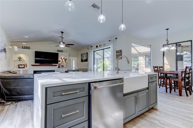 17015 WINNERS CIRCLE, Odessa, FL 33556