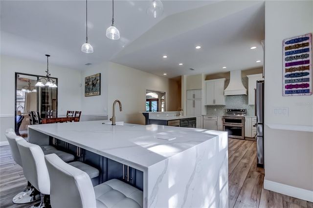 17015 WINNERS CIRCLE, Odessa, FL 33556