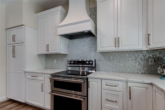 17015 WINNERS CIRCLE, Odessa, FL 33556