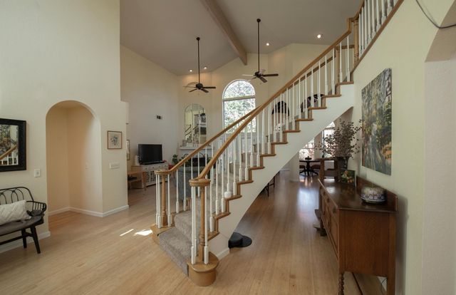 3900 W Allen Court, Visalia, CA 93291