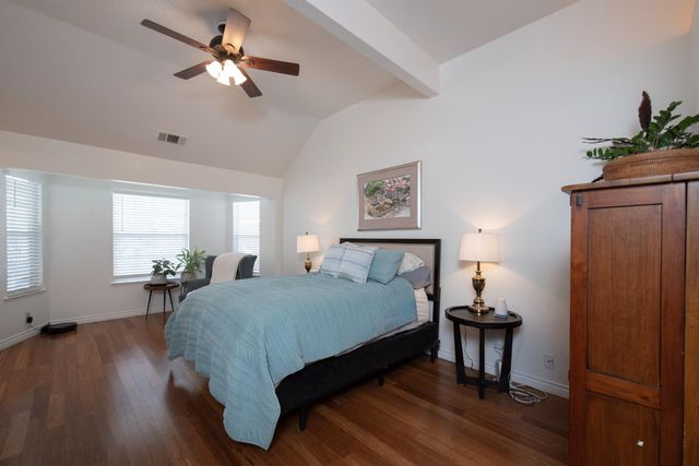 3900 W Allen Court, Visalia, CA 93291