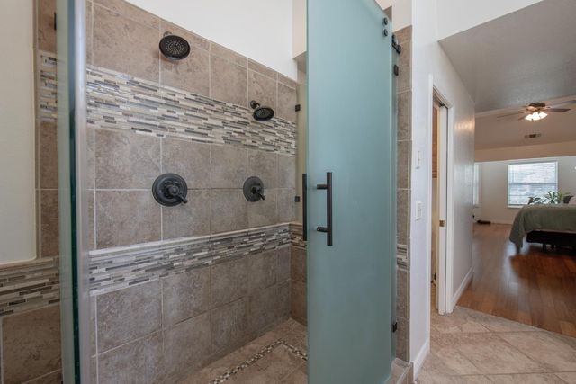 3900 W Allen Court, Visalia, CA 93291