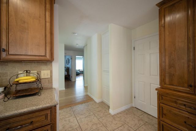 3900 W Allen Court, Visalia, CA 93291