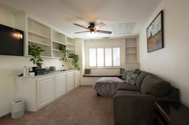 3900 W Allen Court, Visalia, CA 93291