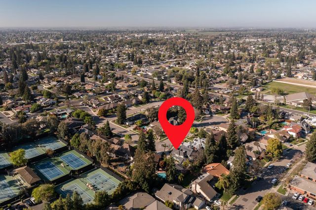 3900 W Allen Court, Visalia, CA 93291