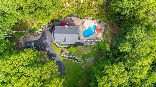 59 Millpond Lane, Holmes, NY 12531