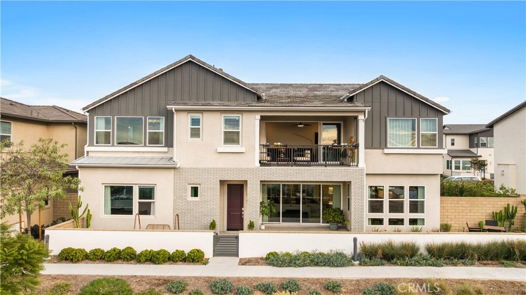 Image 2 of property listing at 262 Sora, Irvine, CA 92618