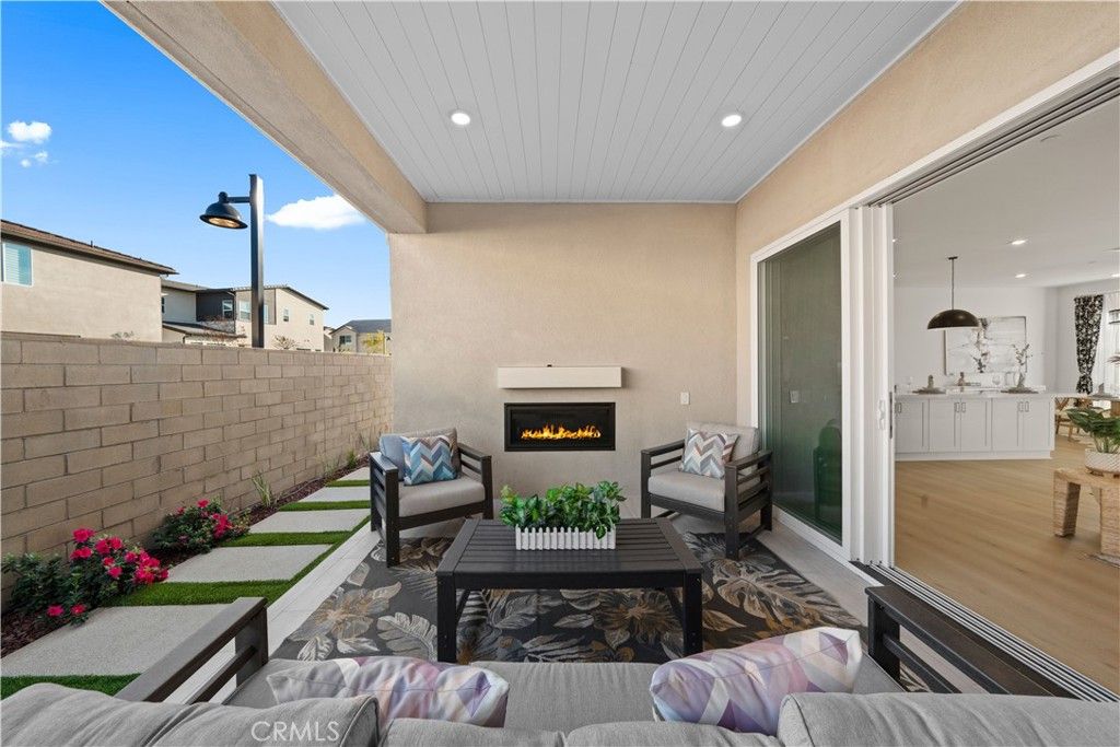 Image 23 of property listing at 262 Sora, Irvine, CA 92618