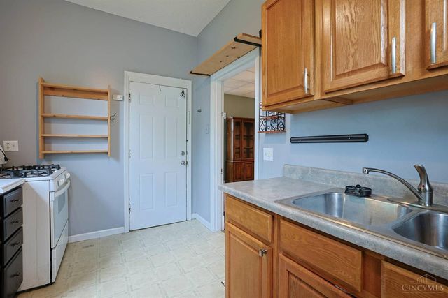 528 Linden Street, Elmwood Place, OH 45216