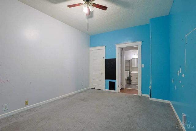 528 Linden Street, Elmwood Place, OH 45216
