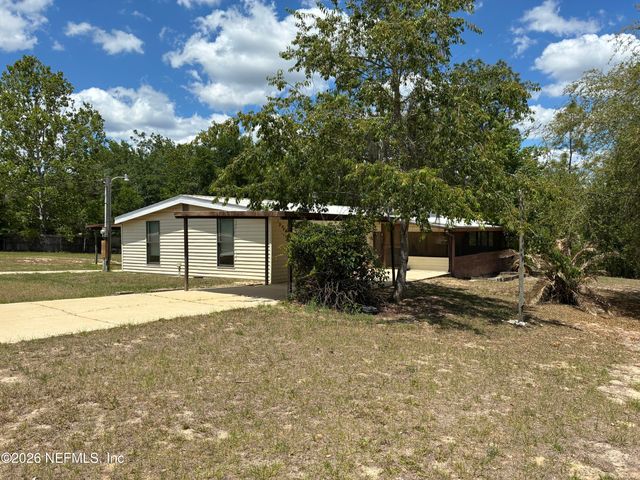636 UNION Avenue, Interlachen, FL 32148