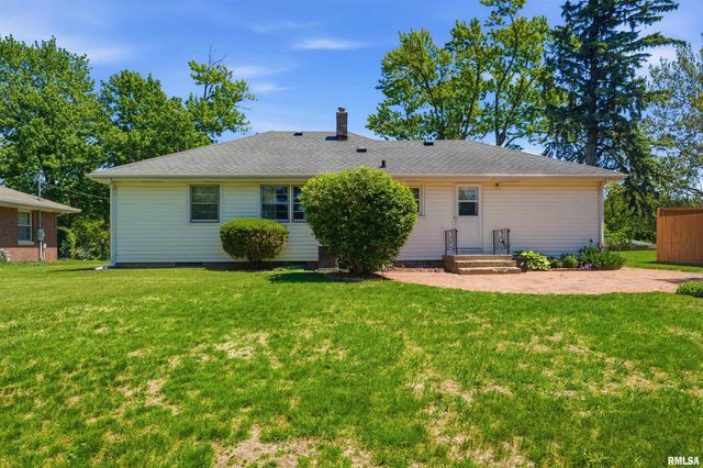 5203 N SHERIDAN Road, Peoria, IL 61614