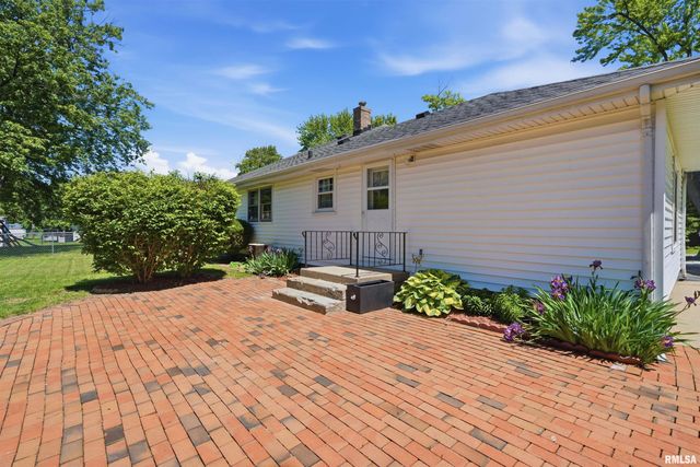 5203 N SHERIDAN Road, Peoria, IL 61614