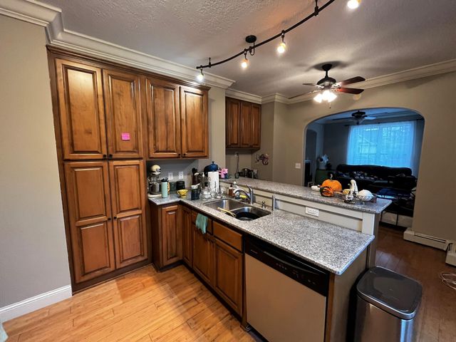 1092 18th Avenue SE, Minneapolis, MN 55414
