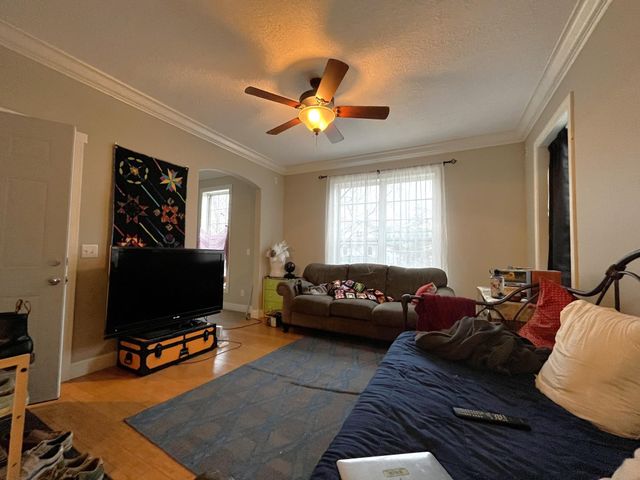 1092 18th Avenue SE, Minneapolis, MN 55414