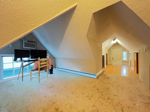 1092 18th Avenue SE, Minneapolis, MN 55414