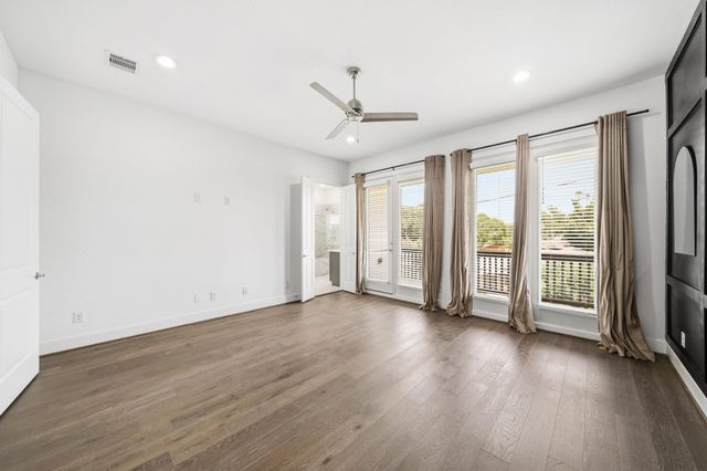 3302 Timbergrove Heights Street, Houston, TX 77008