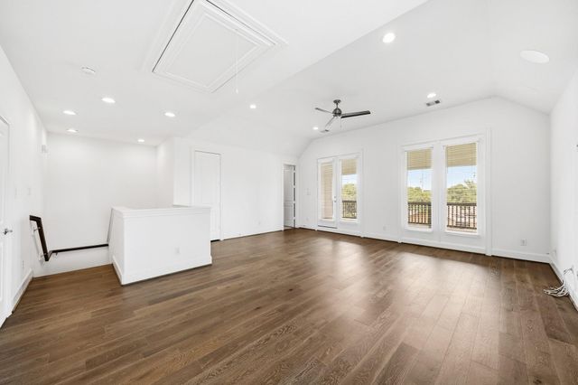 3302 Timbergrove Heights Street, Houston, TX 77008