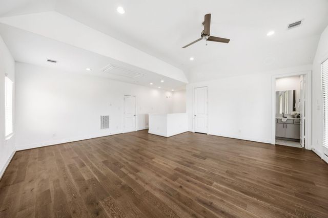 3302 Timbergrove Heights Street, Houston, TX 77008