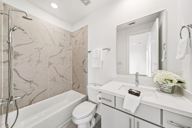 3302 Timbergrove Heights Street, Houston, TX 77008