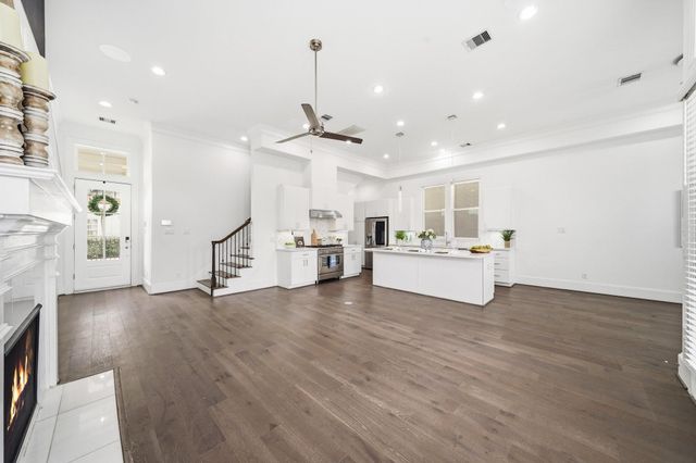 3302 Timbergrove Heights Street, Houston, TX 77008