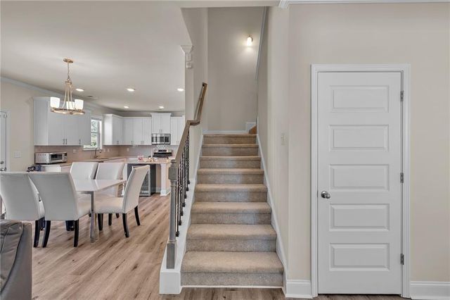 210 Hellen Valley Drive, Braselton, GA 30517