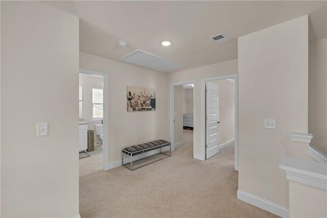 210 Hellen Valley Drive, Braselton, GA 30517