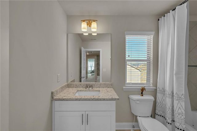 210 Hellen Valley Drive, Braselton, GA 30517